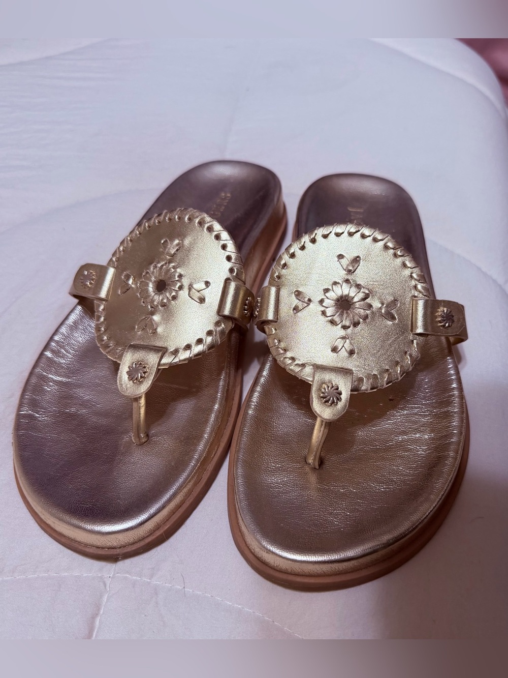 Women's Jack Rogers Metallic Gold Leather Thong Sandals 9